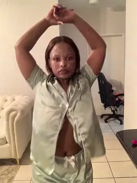 jayjayja19 online show from February 23, 2026, 4:14 am