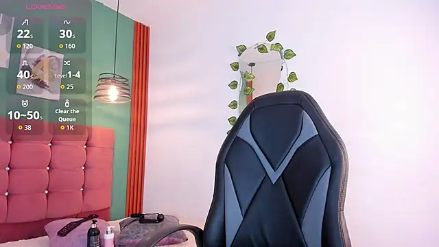 Snapshot of raven_smith_ chatting on January 15, 2026, 5:11 am raven smith online show from January 15, 2026, 5:11 am