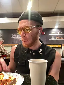 jinjasnack online show from October 31, 2025, 10:01 am