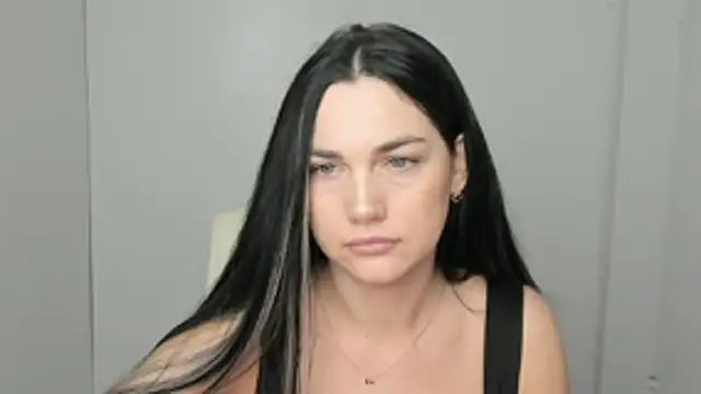 Lune Moon online show from October 30, 2025, 6:12 am