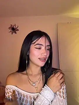 mandy222  online show from November 22, 2025, 6:01 am