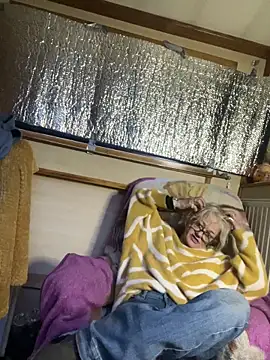 ladyboatlady online show from March 1, 2026, 5:46 pm