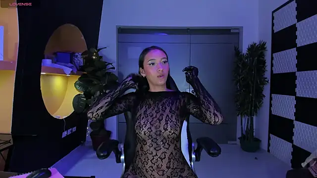 Snapshot of SamantaKane chatting on October 8, 2025, 3:41 am SamantaKane online show from October 8, 2025, 3:41 am