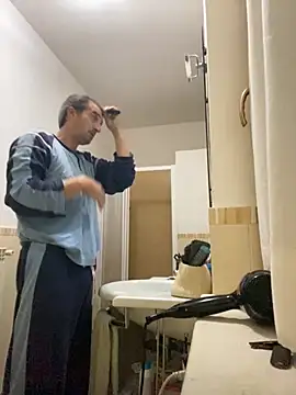 Snapshot of sasatimido chatting on October 31, 2025, 5:15 am sasatimido online show from October 31, 2025, 5:15 am