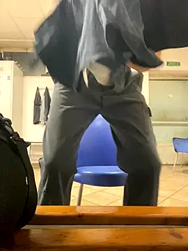 Snapshot of sasatimido chatting on November 17, 2025, 5:11 am sasatimido online show from November 17, 2025, 5:11 am