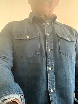 MARCO NI online show from December 2, 2025, 2:52 pm