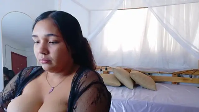 Snapshot of loreaniss chatting on February 25, 2026, 10:09 pm loreaniss online show from February 25, 2026, 10:09 pm