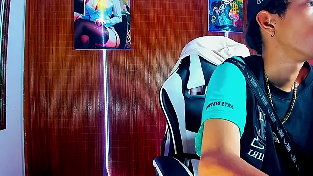 Snapshot of briamhoconor_xh chatting on February 13, 2026, 9:15 pm briamhoconor xh online show from February 13, 2026, 9:15 pm