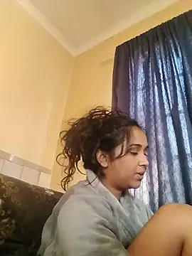 Snapshot of cute_indianxo chatting on July 1, 2026, 6:14 am cute indianxo online show from July 1, 2026, 6:14 am