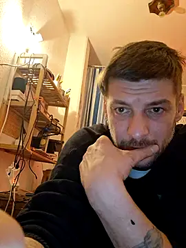 a7ex online show from December 24, 2024, 10:49 pm