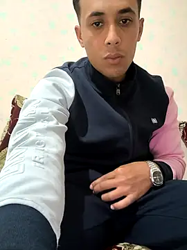 Snapshot of Naymik911 chatting on November 19, 2025, 7:58 pm Naymik911 online show from November 19, 2025, 7:58 pm