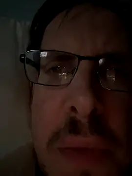 JJG327 online show from November 12, 2025, 5:11 am