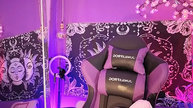 Gaia Gatex online show from February 5, 2026, 12:45 pm