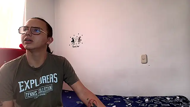 Husbands Horny online show from January 10, 2026, 11:38 am