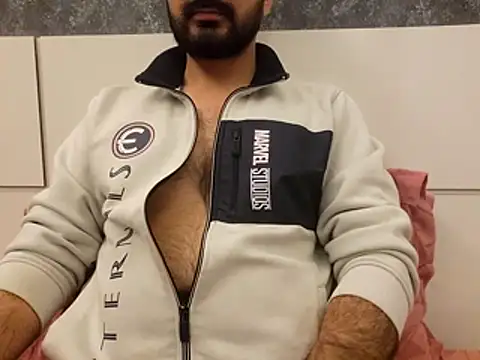 mlove902 online show from December 15, 2025, 7:09 pm