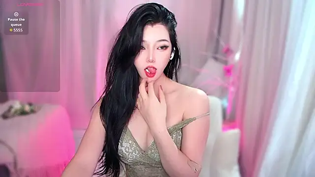 XIAOYI-BB online show from October 22, 2025, 5:51 am