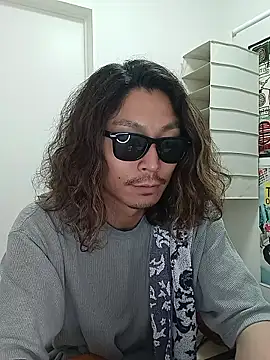 specialz0831 online show from May 24, 2026, 1:11 pm