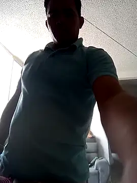 2025-DANIEL online show from February 15, 2026, 9:25 pm