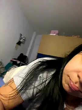 ThaliaFlorez online show from November 5, 2025, 12:47 am