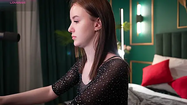 Snapshot of MarySparkle chatting on February 19, 2026, 4:42 am MarySparkle online show from February 19, 2026, 4:42 am