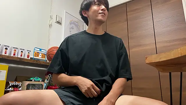 Snapshot of Bonz_Buonz chatting on October 1, 2025, 3:05 pm Bonz Buonz online show from October 1, 2025, 3:05 pm