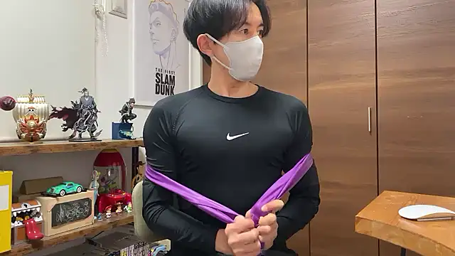 Snapshot of Bonz_Buonz chatting on March 21, 2026, 12:20 pm Bonz Buonz online show from March 21, 2026, 12:20 pm