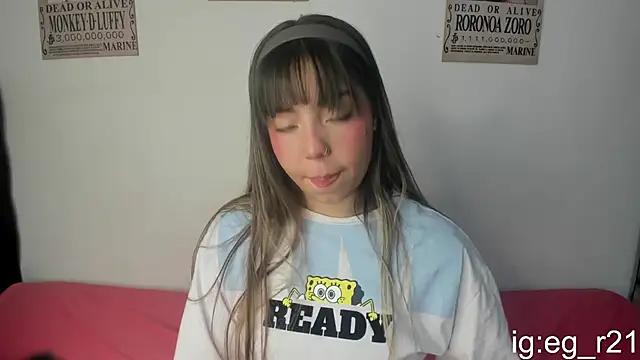 Snapshot of emma_grays2 chatting on June 12, 2026, 10:02 am emma grays2 online show from June 12, 2026, 10:02 am