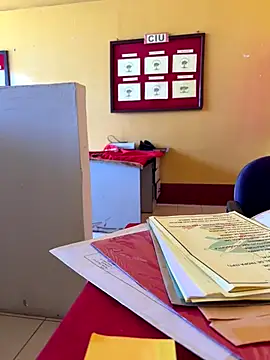 chelovqu online show from September 10, 2025, 3:22 pm