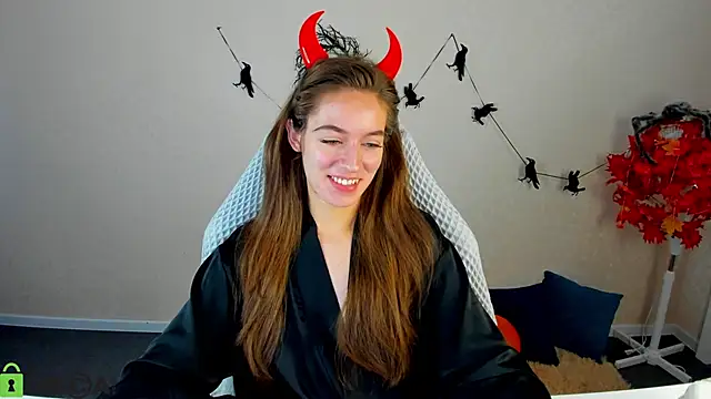 Agnes Wells online show from October 31, 2025, 9:28 am