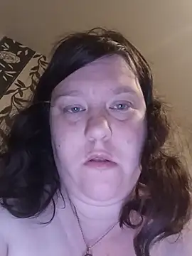 Feuchtekitty92xh online show from October 7, 2025, 5:36 pm