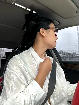 wen521 online show from September 21, 2025, 3:22 am