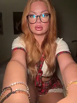  Lilly angel online show from October 12, 2025, 4:41 pm