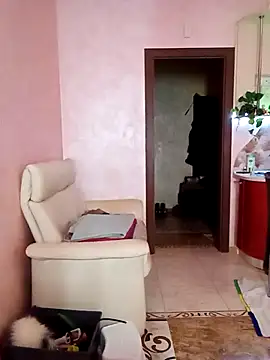 Snapshot of SquirtMilf00 chatting on February 18, 2026, 4:43 am SquirtMilf00 online show from February 18, 2026, 4:43 am