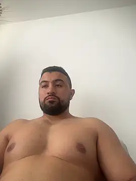 DoctorArabe3 online show from December 16, 2025, 1:15 pm