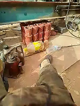 ParousFlow online show from October 17, 2025, 2:41 pm