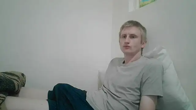 Snapshot of tcute0 chatting on May 7, 2026, 5:22 am tcute0 online show from May 7, 2026, 5:22 am