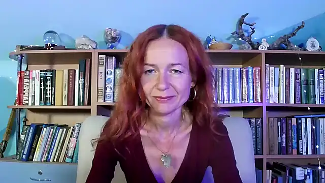 Snapshot of Foxilady357 chatting on August 5, 2026, 1:49 pm Foxilady357 online show from August 5, 2026, 1:49 pm