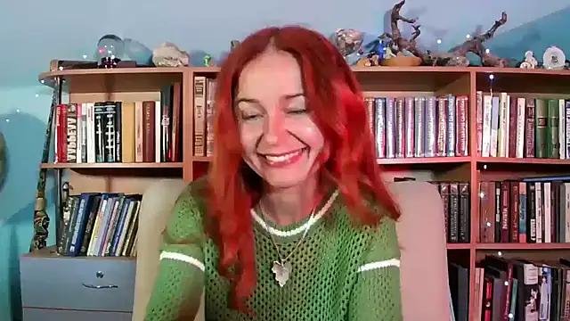 Foxilady357 online show from May 15, 2026, 1:42 pm