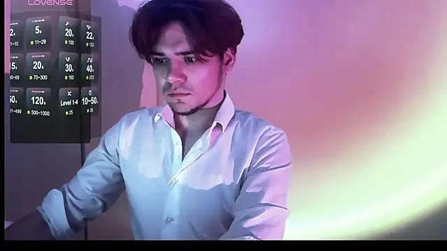 Snapshot of 1RobertTT chatting on October 30, 2025, 9:22 pm 1RobertTT online show from October 30, 2025, 9:22 pm