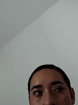 Snapshot of Valenn_fernandez chatting on April 5, 2026, 3:08 pm Valenn fernandez online show from April 5, 2026, 3:08 pm