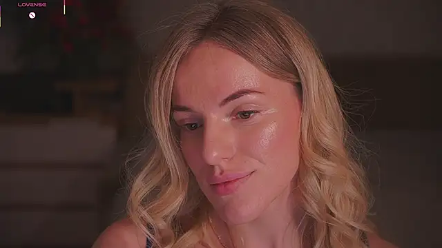 Vanille Mystery online show from January 11, 2026, 1:01 am