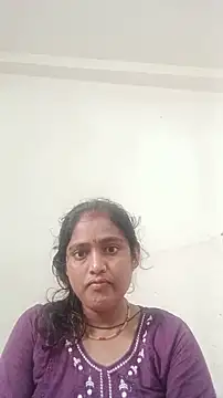 Guriya0076 online show from June 18, 2026, 12:42 am