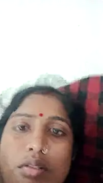 Snapshot of Guriya0076 chatting on May 12, 2026, 12:22 pm Guriya0076 online show from May 12, 2026, 12:22 pm