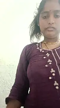 Guriya0076 online show from June 13, 2026, 11:35 pm