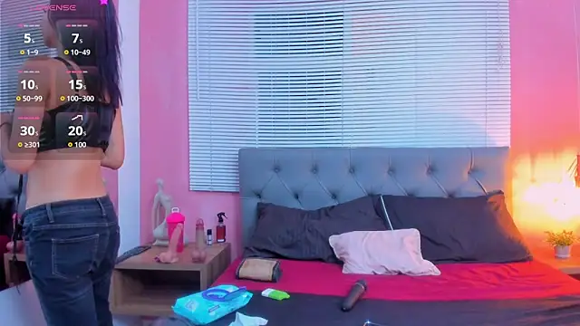 chihiro02 online show from May 15, 2026, 8:18 pm