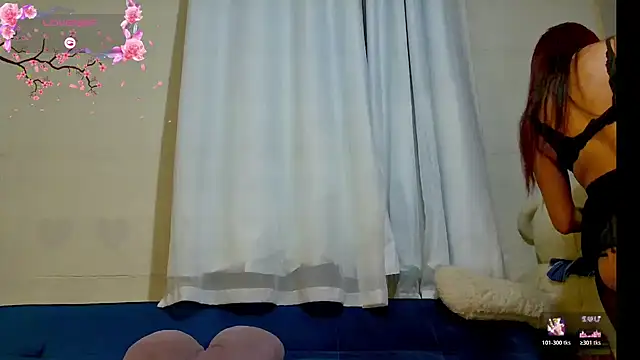 Snapshot of TayllorSweet_ chatting on February 9, 2026, 11:14 pm TayllorSweet online show from February 9, 2026, 11:14 pm