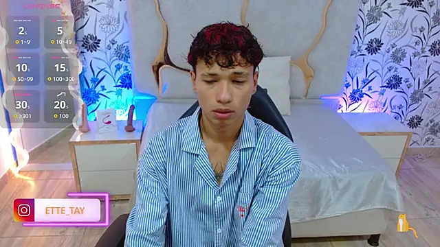 Snapshot of Ette_tay chatting on September 26, 2025, 2:29 am Ette tay online show from September 26, 2025, 2:29 am