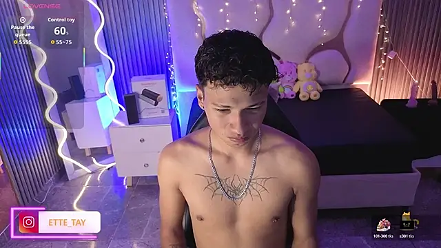 Snapshot of Ette_tay chatting on January 11, 2026, 1:45 am Ette tay online show from January 11, 2026, 1:45 am