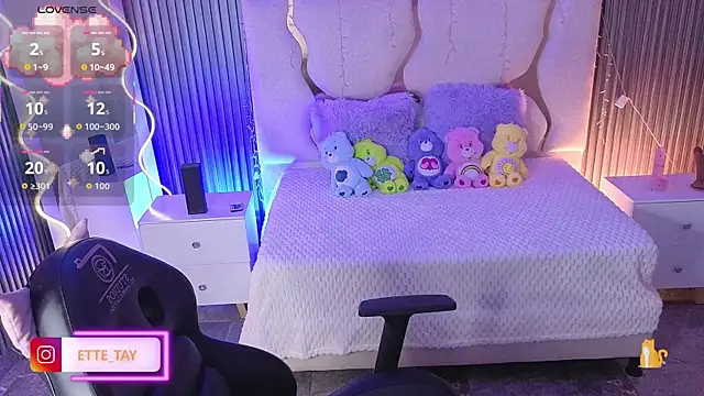 Snapshot of Ette_tay chatting on January 12, 2026, 3:24 am Ette tay online show from January 12, 2026, 3:24 am