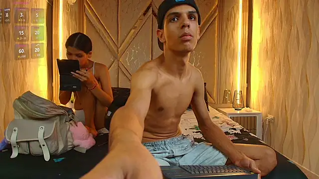 Hotcouple 222 online show from September 10, 2025, 7:29 am